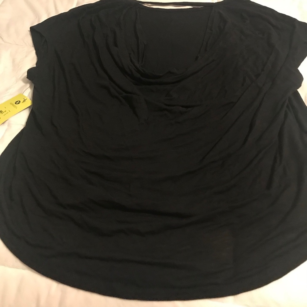 NWT Hi-Lo Workout / Lounge Shirt
